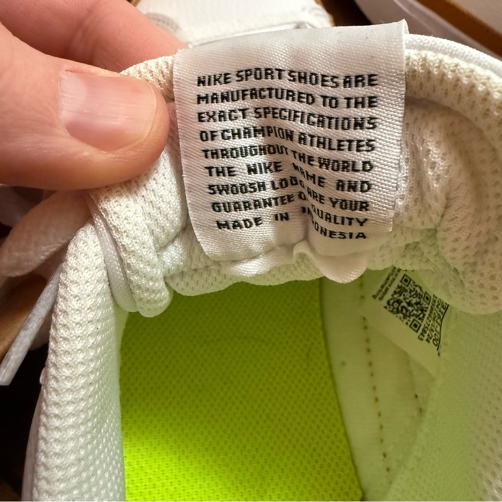 Nike White and Black Sneakers with Tan Trim 10 - Picture 7 of 9